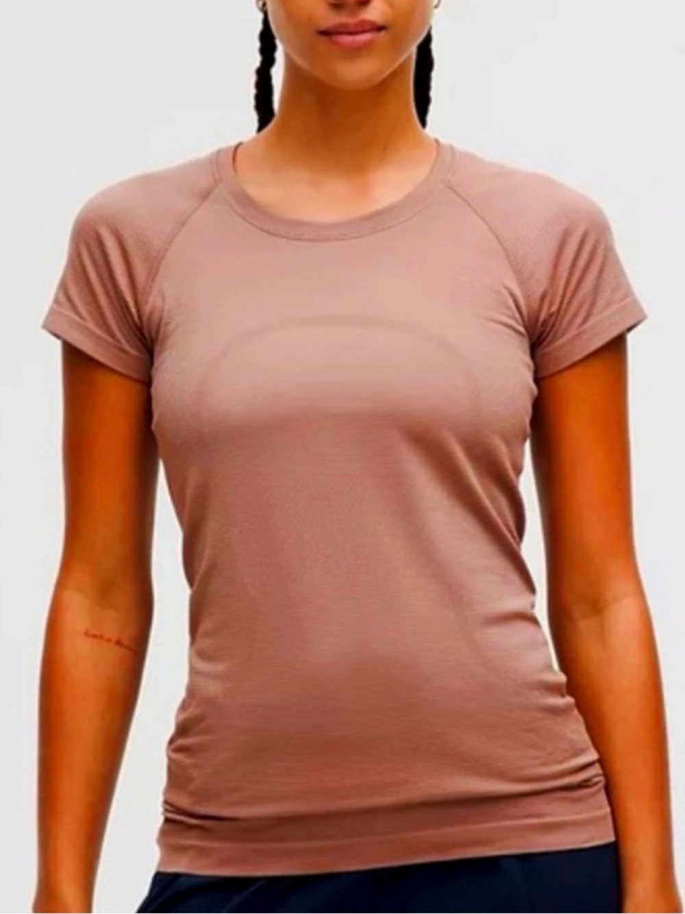 Lululemon swiftly tech rose short sleeve sz 0 hip length